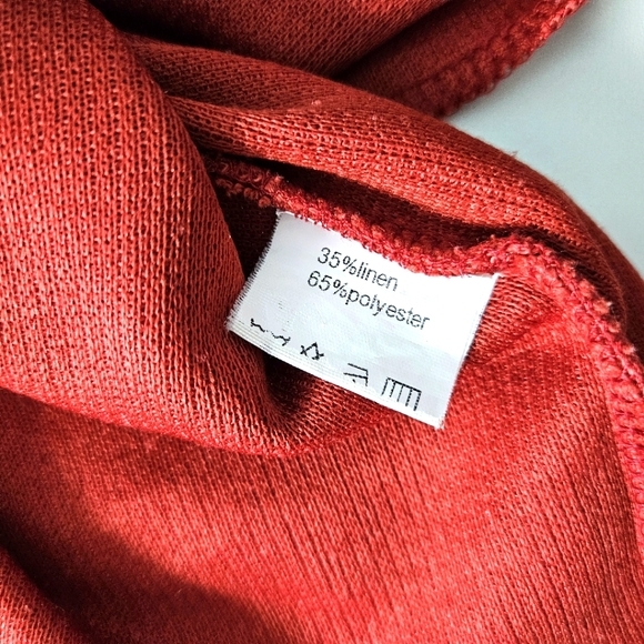 Princess Polly crop turtleneck sweater, Red, Size 4US, 8 AU/UK, 36 EU - Picture 3 of 3